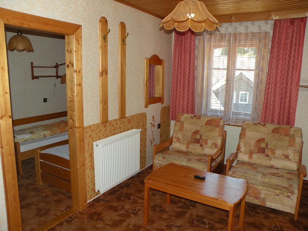 Hotel Lesni Dum Janské Lázně Camera foto