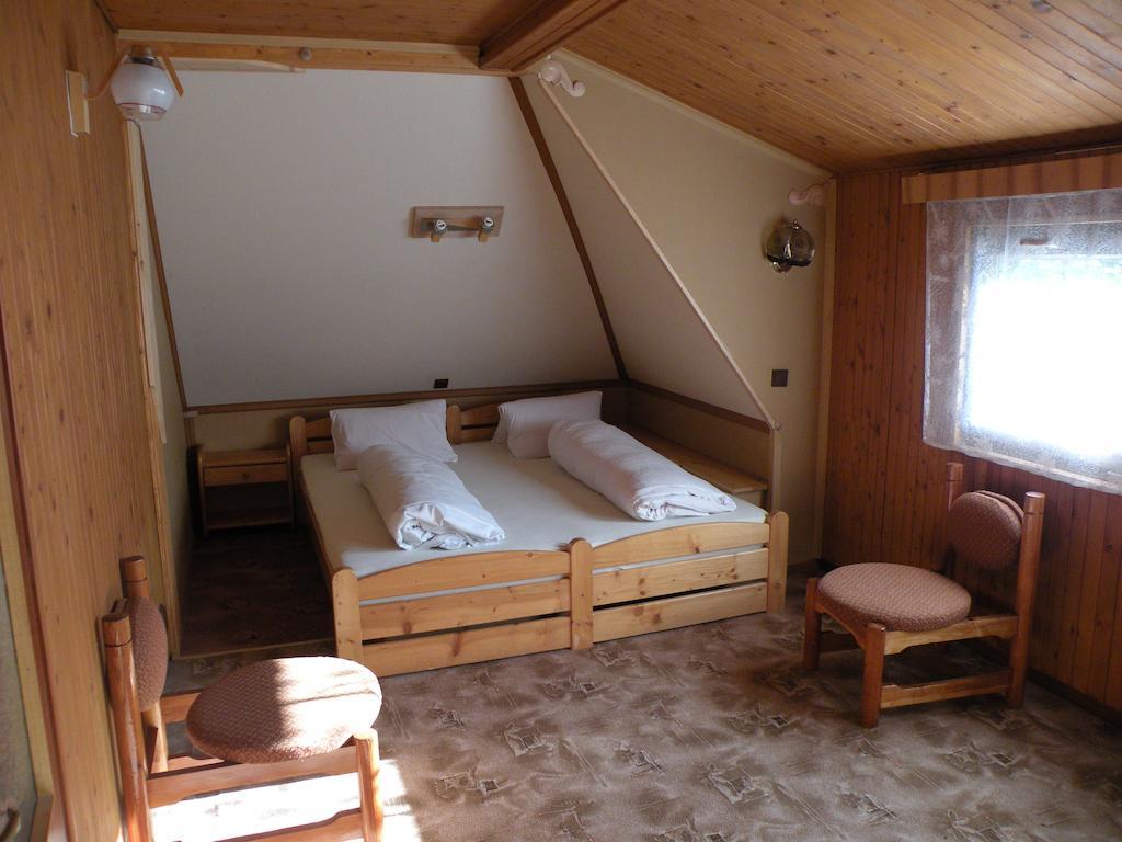 Hotel Lesni Dum Janské Lázně Camera foto