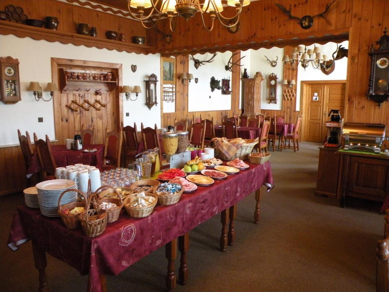Hotel Lesni Dum Janské Lázně Esterno foto